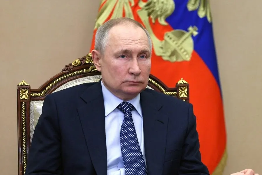 Кремль ответил на предложение президента Казахстана о заморозке конфликта: прекращение огня допустимо лишь после того, как Россия выполнит поставленные задачи; по словам пресс‑секретаря, остановка возможна «сегодня», если Киев примет необходимые решения.