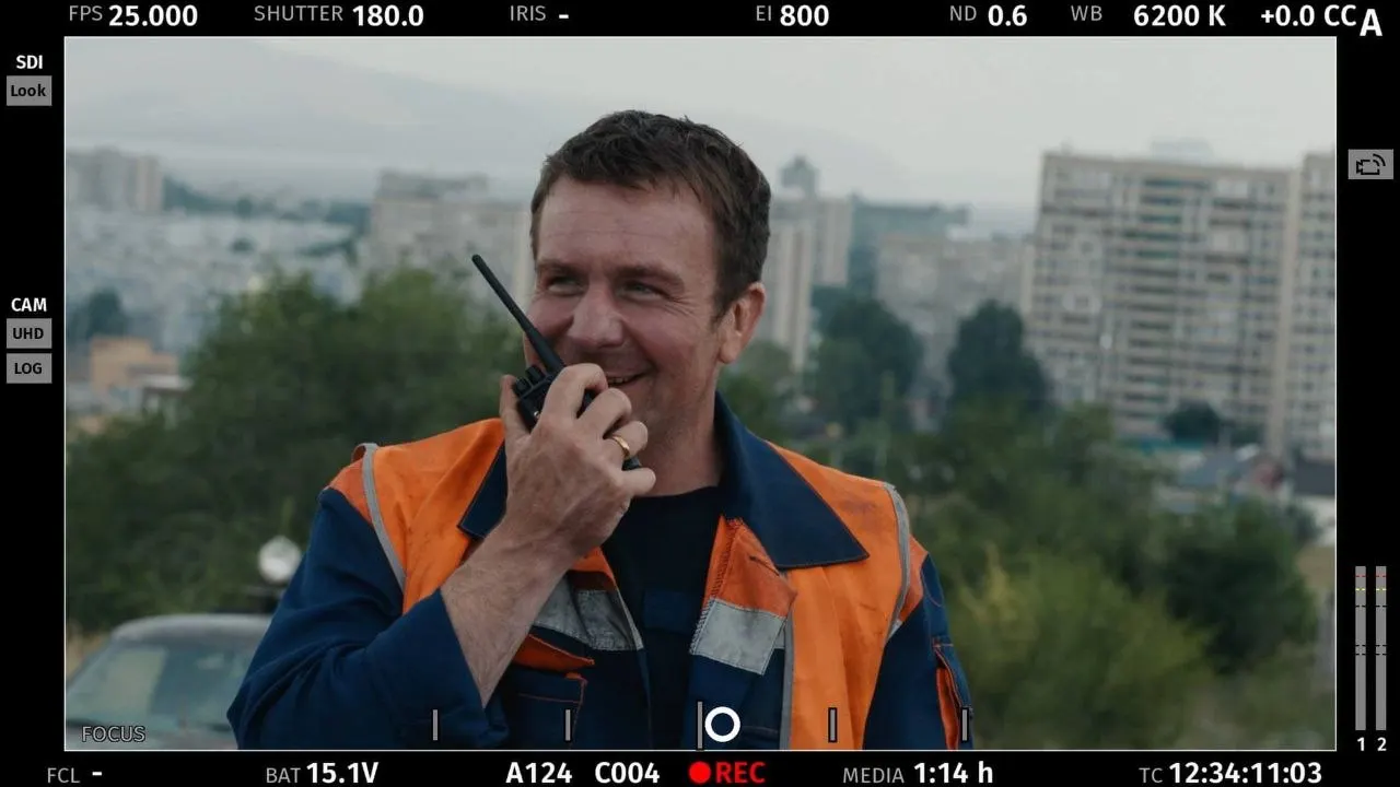 Оператор Константин Руденко, уроженец Тольятти, делится впечатлениями о процессе съемок, а актёры отмечают особую атмосферу города.