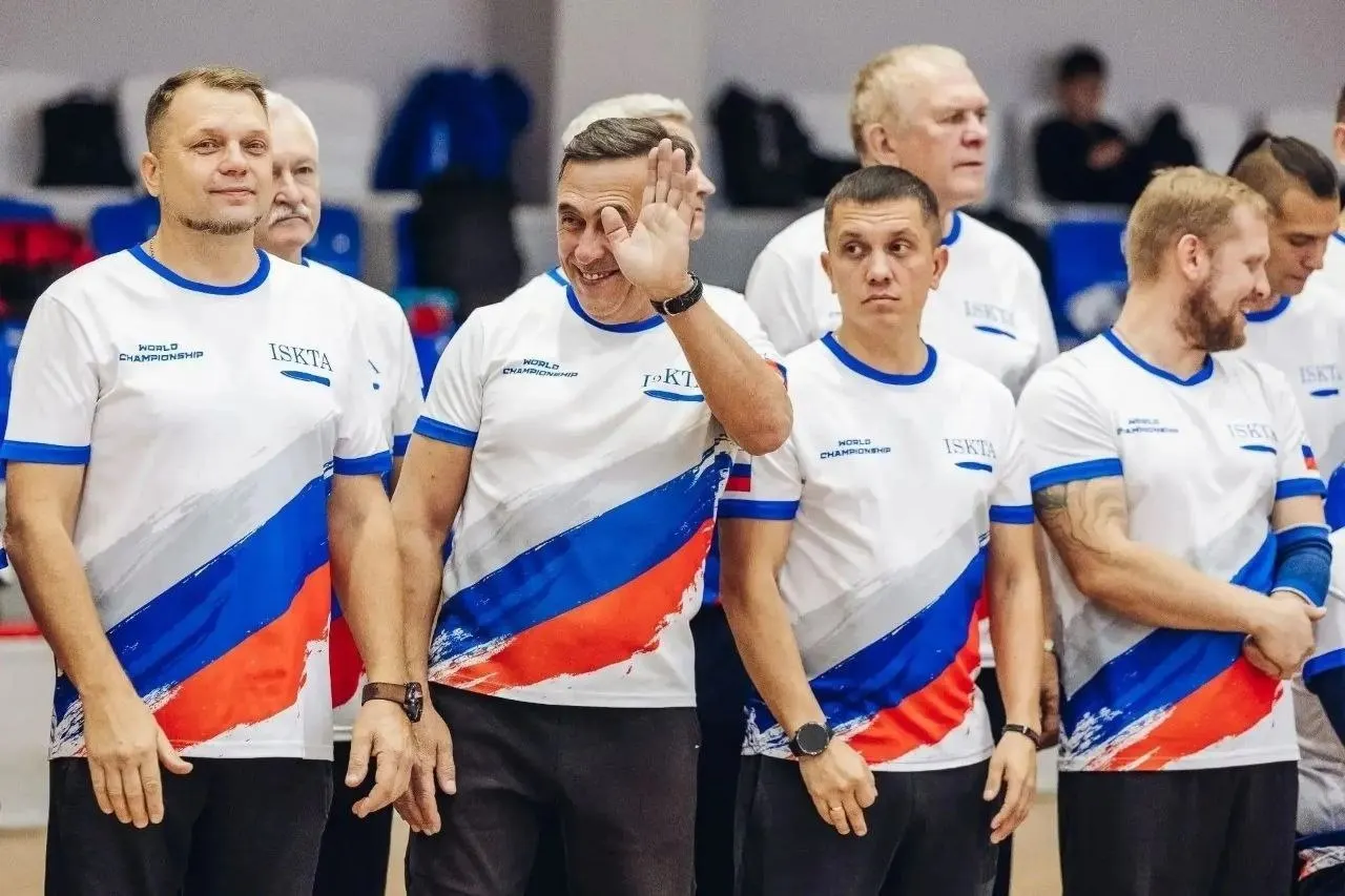 Самарские спортсмены вошли в состав сборной России и стали чемпионами Кубка мира по метанию ножа на турнире в Бурятии.