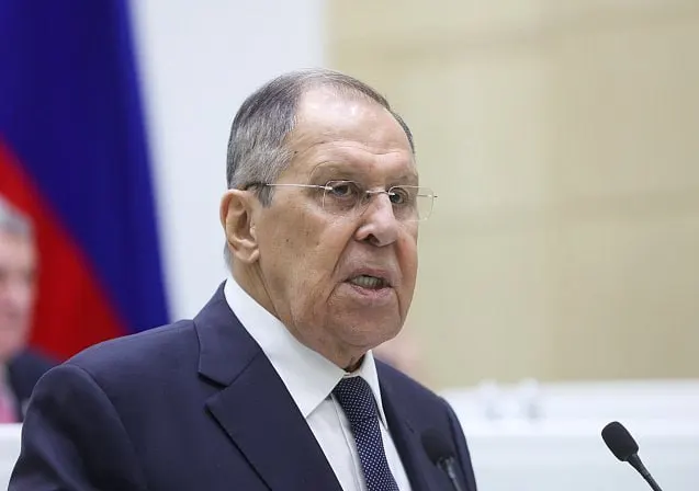 Министр иностранных дел заявил, что закрытие генконсульства в Бонне и Русского дома в Берлине после инцидента в Лейпциге демонстрирует, что уроки истории не выучены.