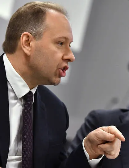 Депутат сообщил, что подавляющее большинство тех, кто уехал после начала СВО, вернулись домой — причины включают бытовые и бюрократические трудности, а также разочарование в западном образе жизни.