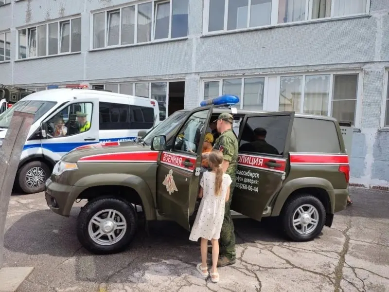Министерство обороны предложило расширить полномочия военной полиции: опрос граждан, требование документов, досмотры и возможность действовать в гражданской одежде в рамках розыска.