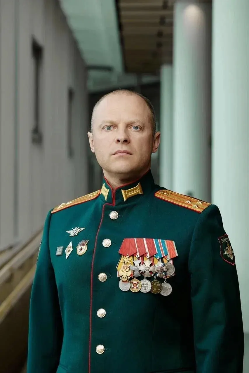 Сергей Карасев, полковник запаса и кавалер ордена, получил должность, предусматривающую усиление региональной безопасности и работу с ветеранами СВО; ранее курировал вопросы поддержки бойцов и взаимодействия с ветеранскими организациями.