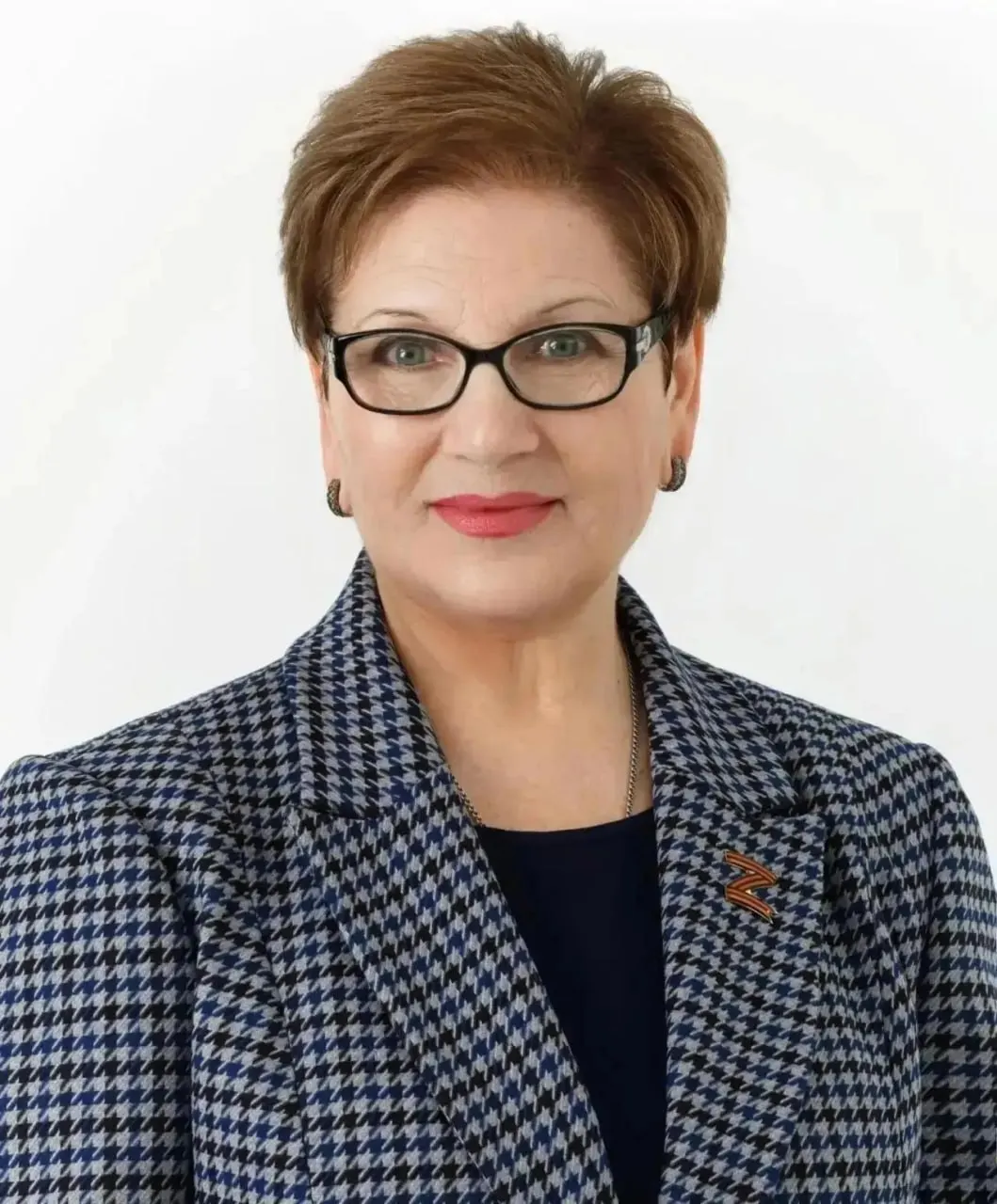Екатерина Кузьмичёва стала председателем Самарской областной думы. Первым заместителем стал Вячеслав Романов.