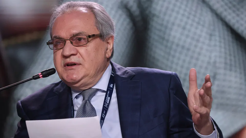 Валерий Фадеев заявил, что использование VPN ведёт к поиску «информации от врага» и назвал часть зарубежных источников пропагандой. Он поддержал оправданность отключений мобильного интернета, а власти усиливают меры по ограничению VPN.