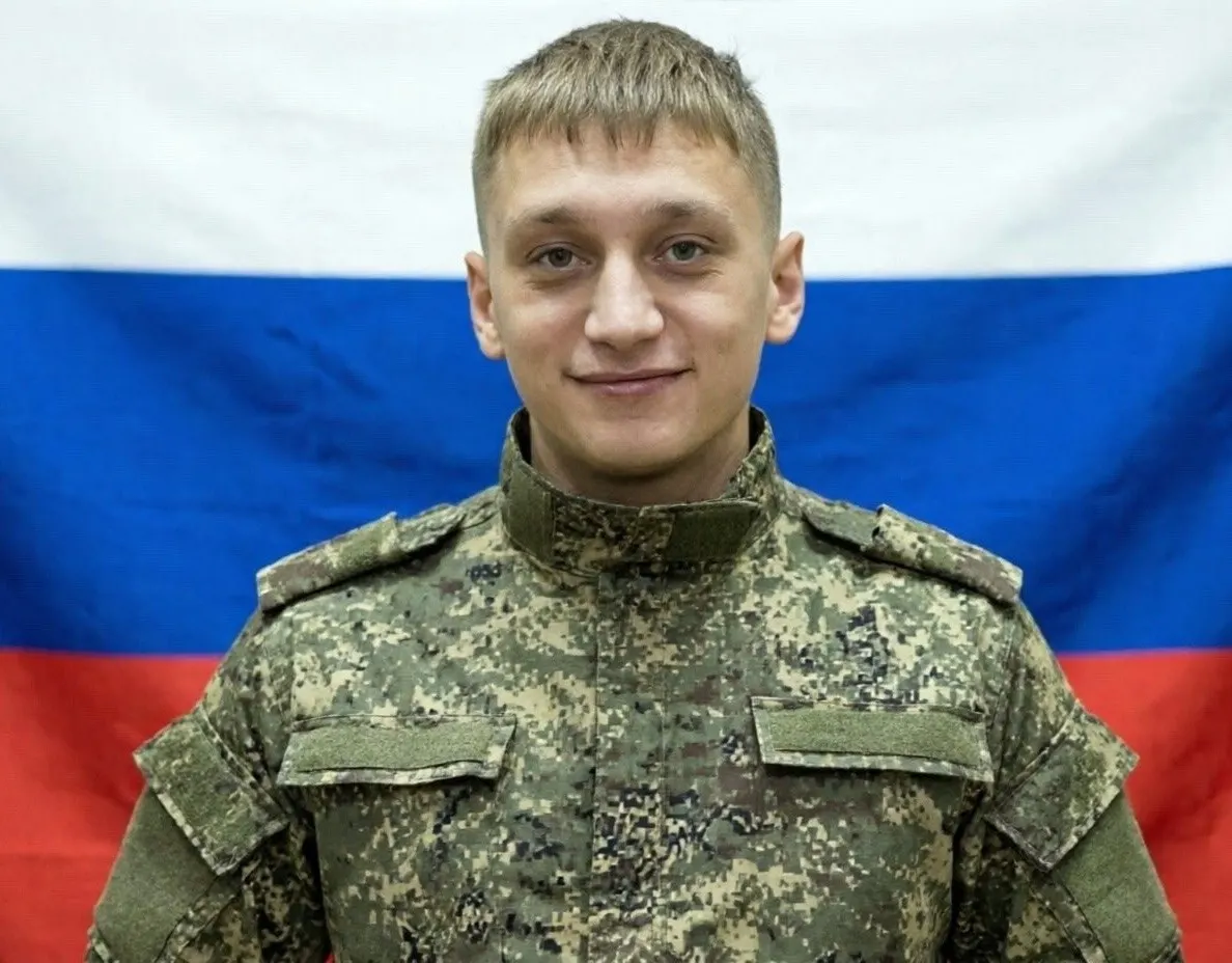 23-летний студент из Бурятии подписал контракт в войска беспилотных систем в январе 2026 года и погиб спустя три месяца службы — это первый подтверждённый такой случай.