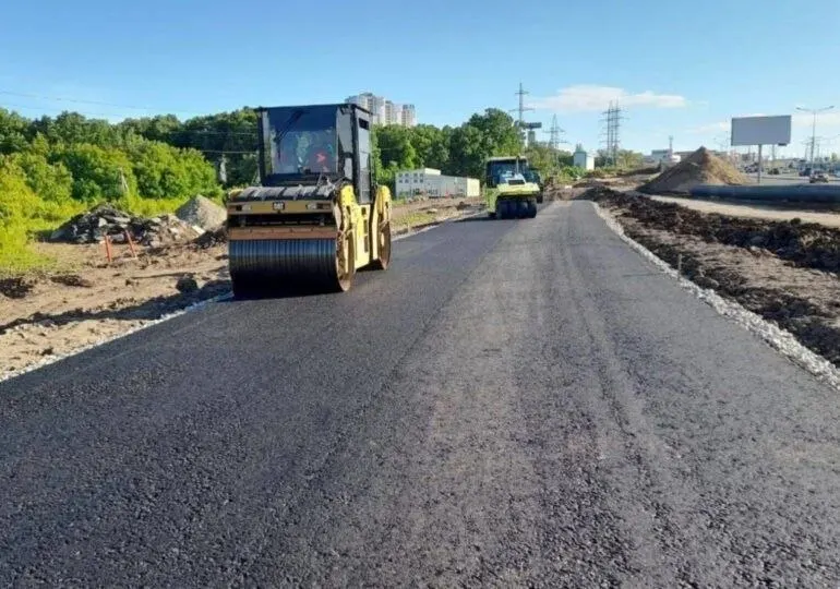 В&nbsp;Самаре укладывают асфальт на&nbsp;дублере Московского шоссе
