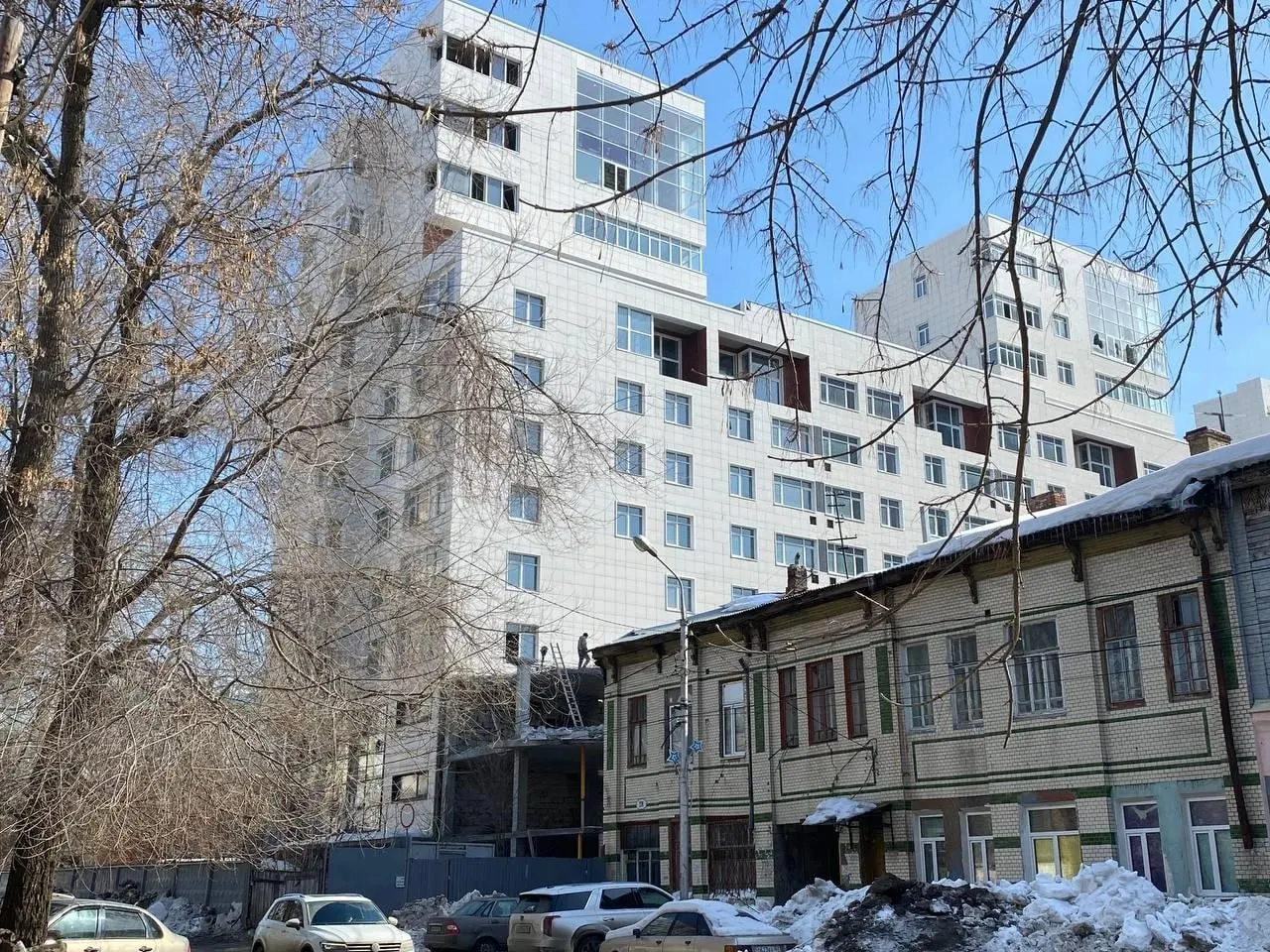 По состоянию на 1 июня в Едином реестре проблемных объектов (ЕРПО) не числится ни одного недостроя: из реестра исключили 11 домов. В региональном списке остаются ещё пять объектов, права 410 человек пока не восстановлены.