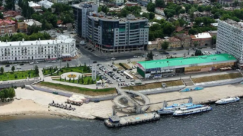 Реконструкция самарских причалов запланирована на 2027–2029 годы; проект получил положительное заключение государственной экспертизы.