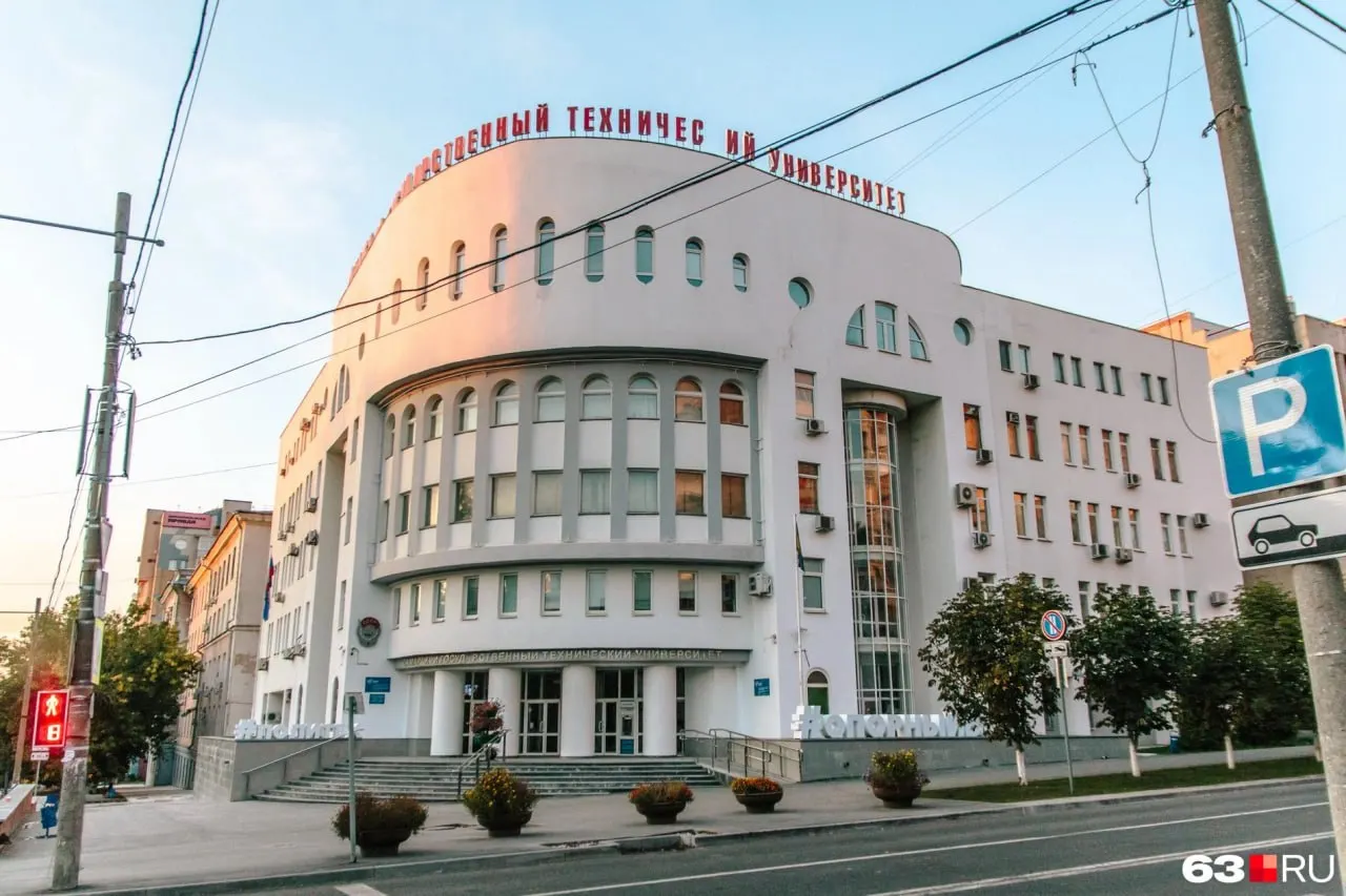 В новом центре будут переподготавливать учителей математики и преподавателей естественно‑научных и технических дисциплин, чтобы заинтересовать школьников инженерными направлениями.