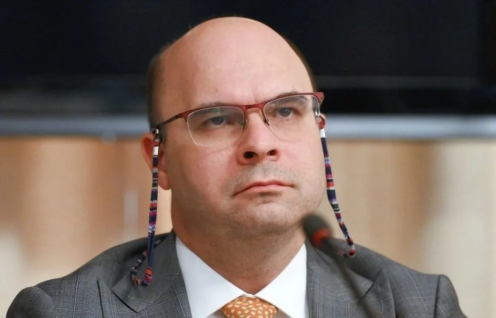 Заботкин заявил, что проценты по вкладам должны защищать сбережения от инфляции, но не превращать людей в «рантье», живущих бездельём.