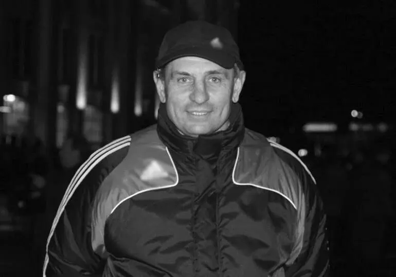 Бывший игрок самарского клуба выступал в 1970-х и провёл за команду 95 матчей.