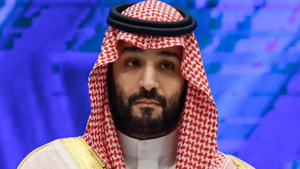 Королевство сократило официальную цену на сорт Arab Light на $11 за баррель; возвращение поставок через Ормузский пролив и увеличение добычи в Персидском заливе создали сильное давление на мировые котировки и российский Urals.
