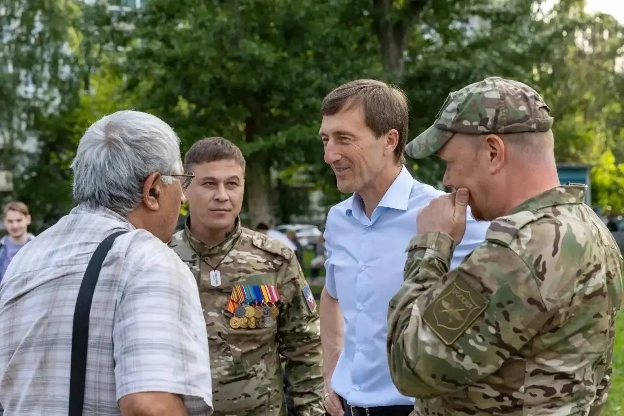 Глава региона поддержал инициативы по трудоустройству ветеранов и развитию проекта «Сердце Воина» для их сопровождения.