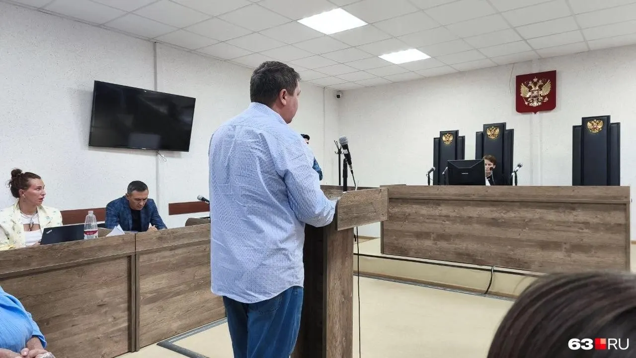 Самарский областной суд принял решение об исключении Михаила Матвеева из предвыборной гонки по причине использования чужих фотографий и шрифтов в агитационных материалах. Матвеев намерен обжаловать решение.