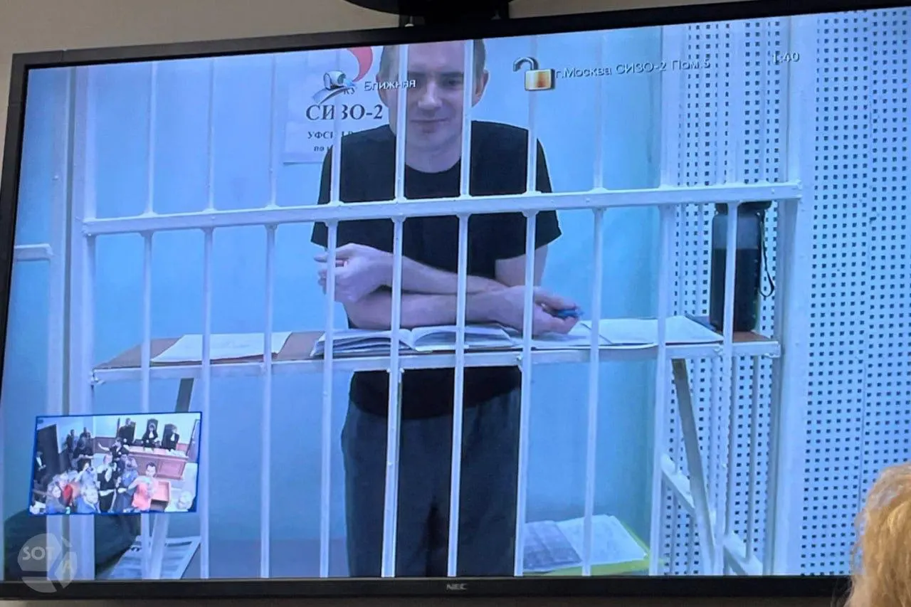 Дроны атаковали жилые дома и склад WB в Екатеринбурге; политические решения, судебные дела и бытовые проблемы — кратко о главном.