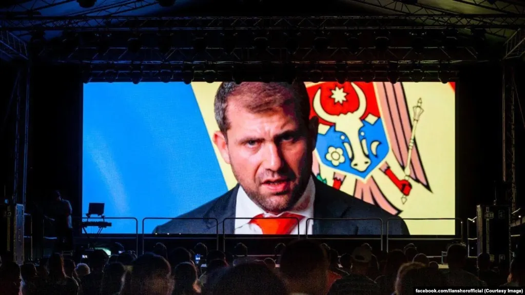 Связанная с Кремлём платежная структура A7 якобы разработала сеть подставных компаний и поддельных документов, чтобы проводить миллиарды долларов через банки в обход санкций.