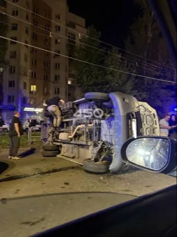 Очевидцы сообщают о пострадавших.