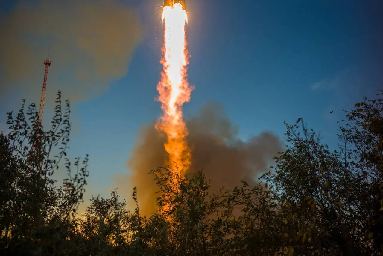 Запуск носителя «Союз-2.1б» с грузовым кораблём «Прогресс МС-35» к МКС прошёл успешно; ракетно-космический комплекс из Самары принял участие в подготовке проекта.