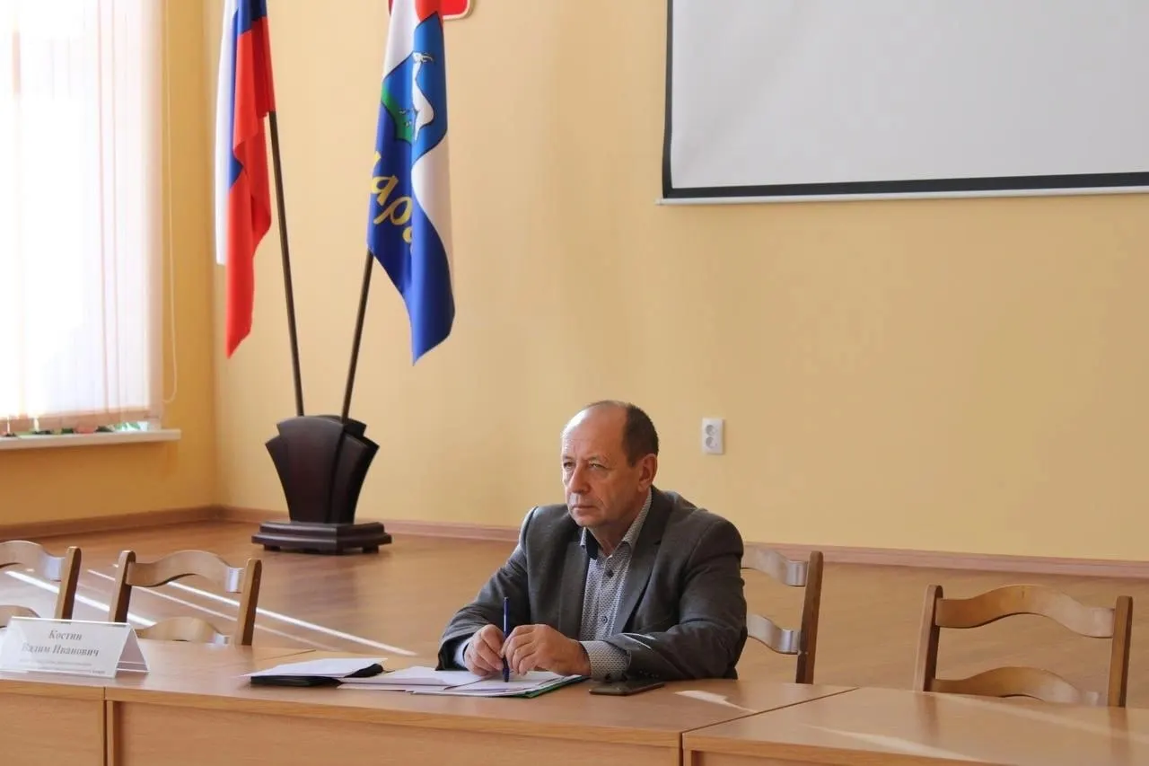 Вадим Костин временно возглавил администрацию Красноглинского района. Ранее он занимал должность первого заместителя главы района.